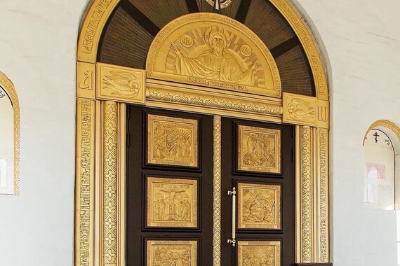 Двери для Иоанно-Богословской церкви в Барнауле